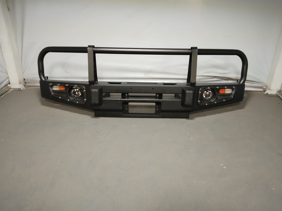 4x4 Nissan Patrol Y60 Front bumper Bull Bar For compatible winch